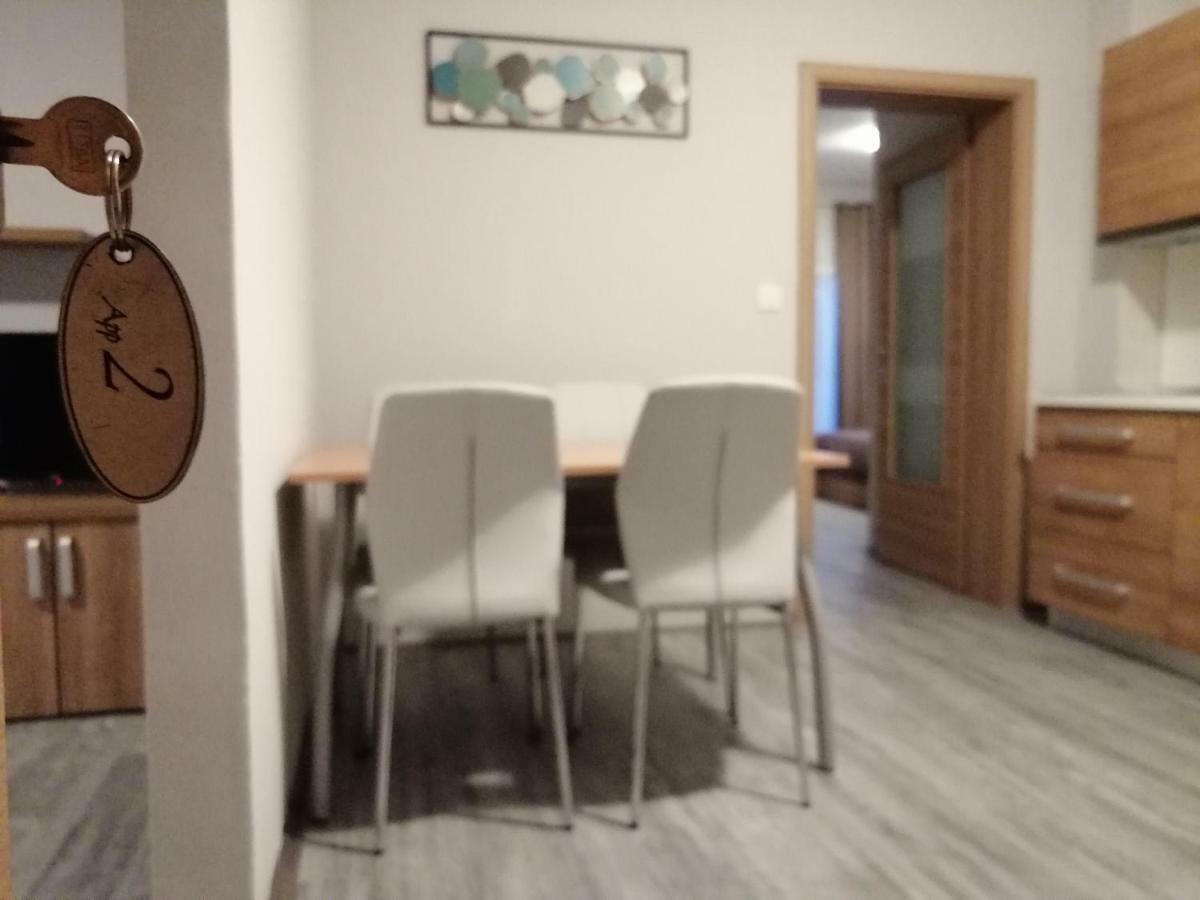 Apartmani Simon Lopar Værelse billede